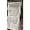 Image 4 : MIDEA 36"W STAINLESS STEEL FRENCH DOOR REFRIGERATOR WITH 2 BOTTOM FREEZER DRAWERS