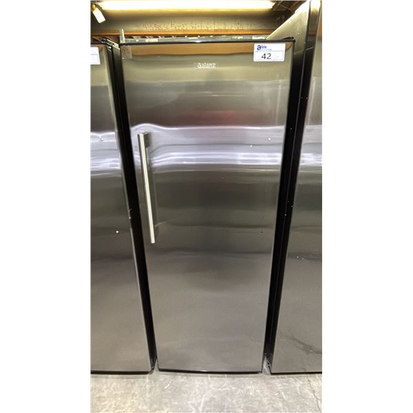 GALANZ 28.5"W STAINLESS STEEL SWING DOOR ALL FRIDGE OR ALL FREEZER