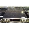 Image 2 : SAMSUNG 30"W STAINLESS STEEL INDUCTION STOVE WITH CONVECTION OVEN