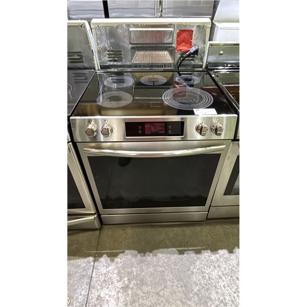 FRIGIDAIRE GALLERY 30"W STAINLESS STEEL SLIDE-IN STOVE WITH CONVECTION OVEN