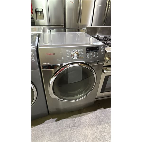 SAMSUNG 27"W CLOTHES DRYER