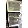 Image 2 : MAYTAG 30"W STAINLESS STEEL SWING DOOR REFRIGERATOR WITH TOP FREEZER