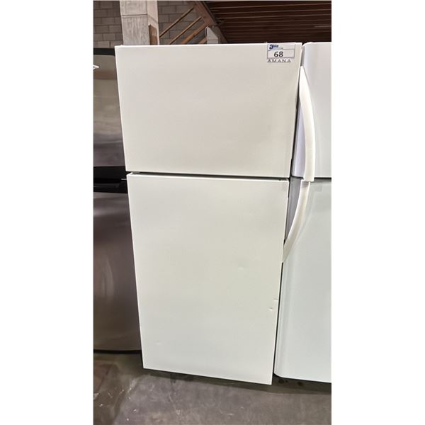 ARMANA 30"W SWING DOOR REFRIGERATOR WITH TOP FREEZER