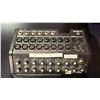 Image 2 : MACKIE DL1608 16 CHANNEL DIGITAL MIXER
