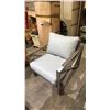 Image 2 : METAL PATIO CHAIR WITH CUSHIONS