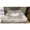 Image 2 : AMERICAN STANDARD DECORUM WALL HUNG SINK
