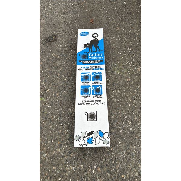 BOX OF GUTTER WHISKERS GUTTER & SPOUTING BRUSHES