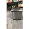 Image 2 : SIMPLEHUMAN STAINLESS STEEL FOOT PEDAL WASTE & RECYCLE BIN