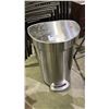 Image 1 : STAINLESS STEEL FOOT PEDAL WASTE BIN