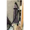 Image 1 : CANTILEVER PATIO UMBRELLA (NO BASE)