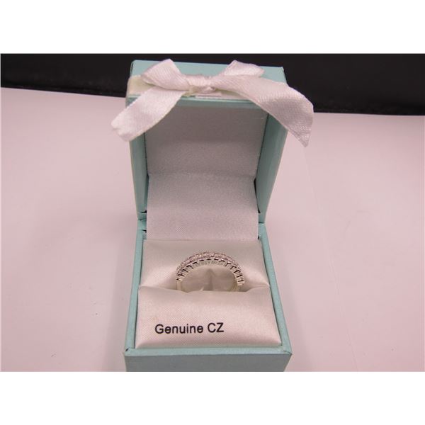 Sterling Silver Size 7 Genuine CZ Ring. NEW