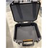 Image 2 : PELICAN VAULT SMALL CASE V100