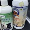 Image 2 : LOT OF NEW ANIMAL HYGIENIC PRODUCTS