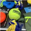 Image 7 : BOX OF NEW PET ACCESSORIES AND TOYS