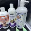 Image 2 : LOT OF NEW ANIMAL HYGIENIC PRODUCTS