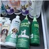 Image 9 : LOT OF NEW ANIMAL HYGIENIC PRODUCTS