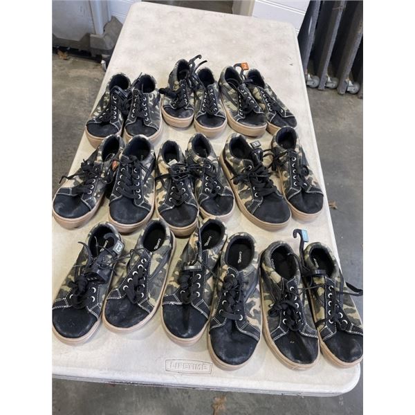 BOX OF ASSORTED BOYS SHOES