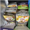 Image 10 : LOT OF GUINEA PIG FOOD AND SMALL PET FOOD AND ACCESSORIES