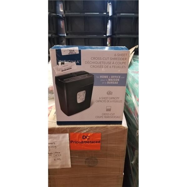 INSIGNIA 6-SHEET CROSSCUT SHREDDER WORKING