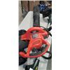 Image 2 : BLACK AND DECKER LEAF BLOWER AND YARDWORKS WEED TRIMMER