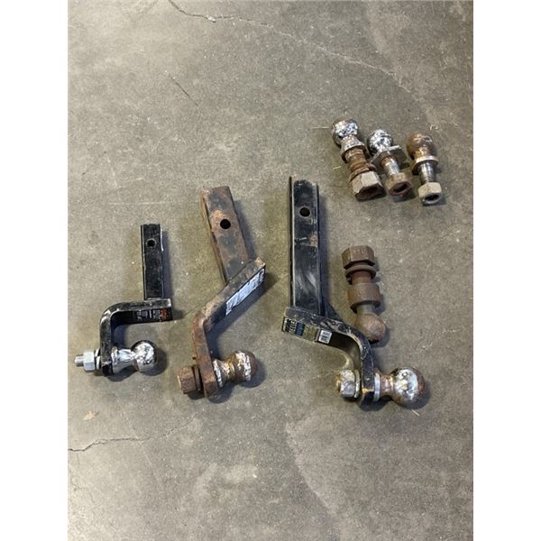 LOT OF TRUCK HITCHES