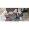Image 2 : 5 INCH BENCH VICE