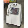 Image 1 : INVACARE PLATINUM XL HOMEFILL SENSE02 MACHINE