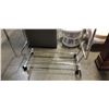 Image 2 : ROLLING AND FOLDING DOUBLE BAR CLOTHING RACK