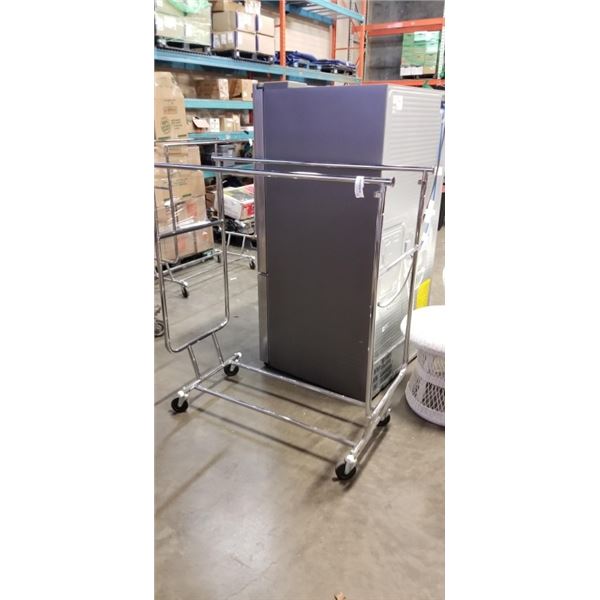 ROLLING AND FOLDING DOUBLE BAR CLOTHING RACK