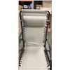 Image 2 : ZERO GRAVITY FOLDING PATIO CHAIR