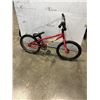 Image 1 : RED GT BIKE