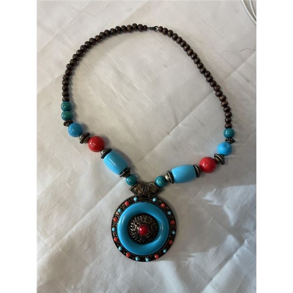 HAND CRAFTED NECKLACE