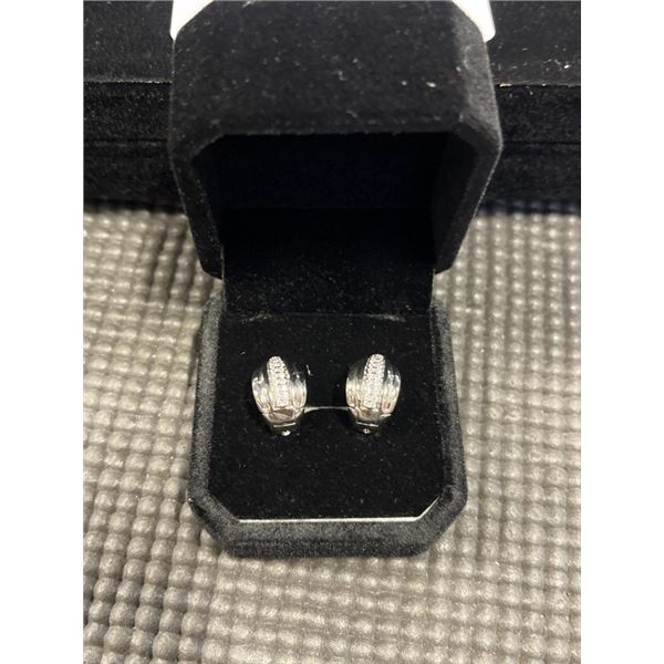 NEW PLATINUM PLATED 15.0MM SIMULATED DIAMOND (CZ) HUGGIE EARRINGS