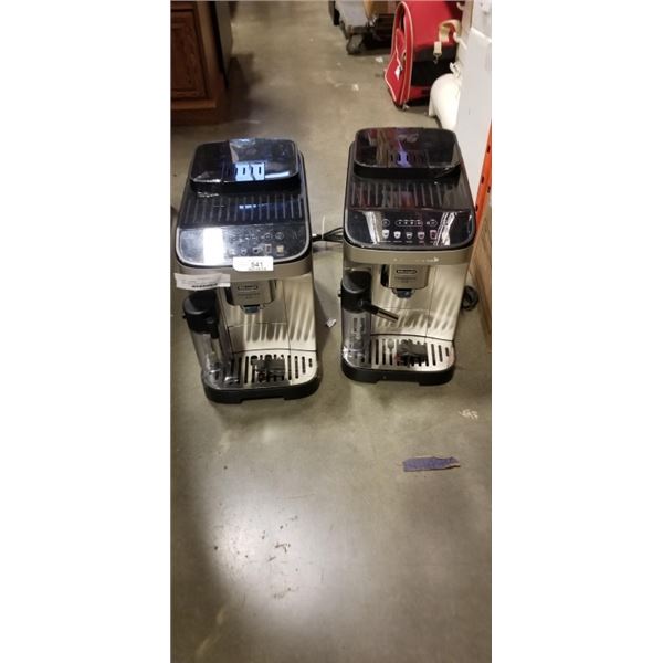 TWO DELONGHI MAGNIFICA ESPRESSO MACHINES BOTH POWER ON AND DISPENSE HOT WATER STORE RETURNS FOR PART