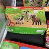 Image 7 : LOT OF NEW SCHLEICH FARMHOUSE PLAY SETS PACKAGING NOT IDEAL