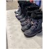 Image 2 : 4 NEW SIZE 4 GIRLS WINTER BOOTS