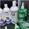 Image 2 : LOT OF NEW ANIMAL HYGIENIC PRODUCTS