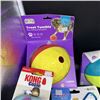 Image 5 : BOX OF NEW PET ACCESSORIES AND TOYS