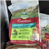 Image 5 : LOT OF GUINEA PIG FOOD AND SMALL PET FOOD AND ACCESSORIES