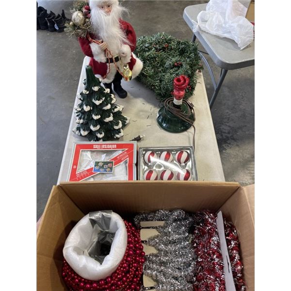 TRAY AND BOX OF CHRISTMAS DECOR