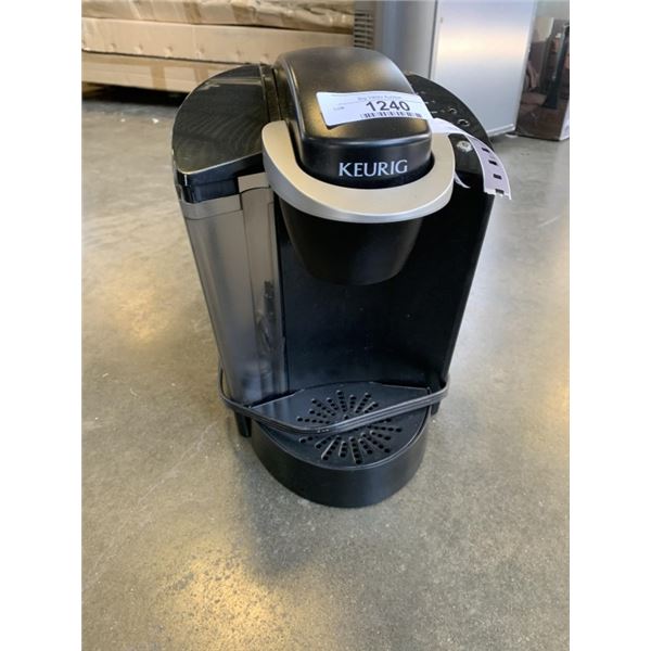 KEURIG COFFEE MACHINE