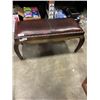 Image 1 : REPRODUCTION LEATHER TOP BENCH