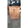 Image 1 : MCM OAK WARDROBE