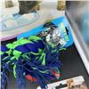 Image 8 : BOX OF NEW PET ACCESSORIES AND TOYS