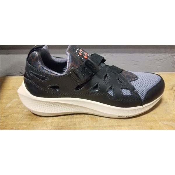 NEW NIKE AIR HUARACHE 20Y24 / PATTA SIZE US MENS 8, WOMENS 9.5