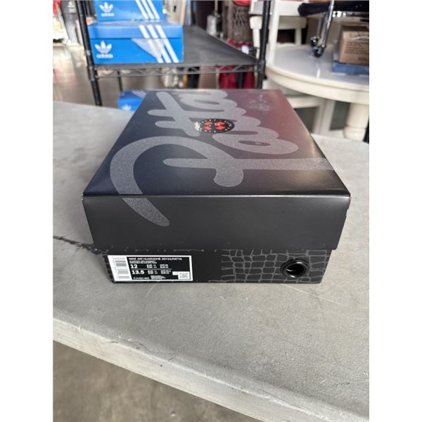 NEW NIKE AIR HUARACHE 20Y24 / PATTA SIZE US MENS 12, WOMENS 13.5