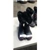 Image 2 : 3 NEW SIZE 3 GIRLS WINTER BOOTS