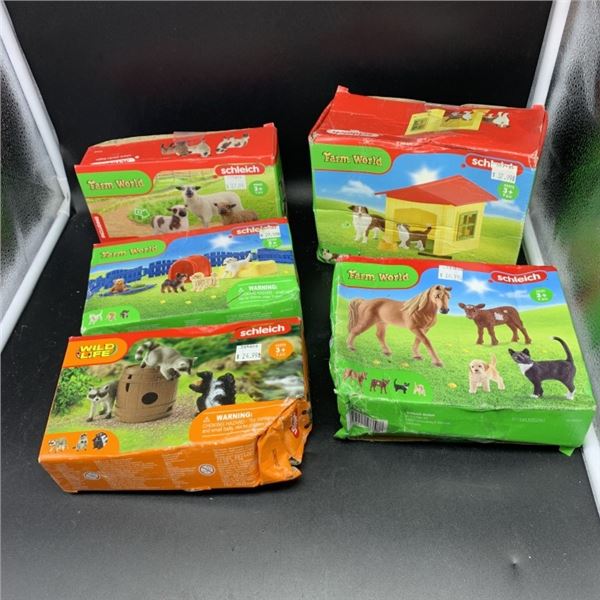 LOT OF NEW SCHLEICH FARMHOUSE PLAY SETS PACKAGING NOT IDEAL