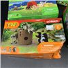 Image 4 : LOT OF NEW SCHLEICH FARMHOUSE PLAY SETS PACKAGING NOT IDEAL