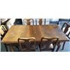 Image 2 : ANTIQUE QUEEN ANNE DINING TBALE AND 6 CHAIRS